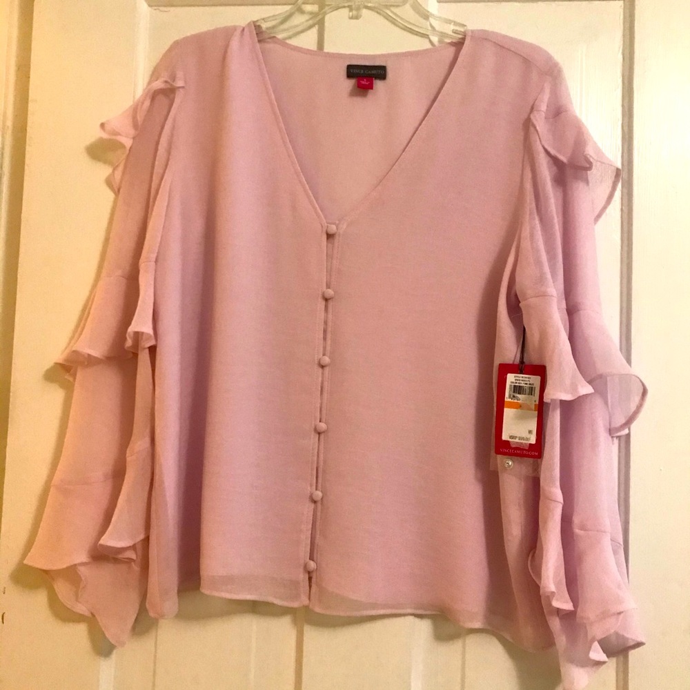 NWT Vince Camuto ruffle top